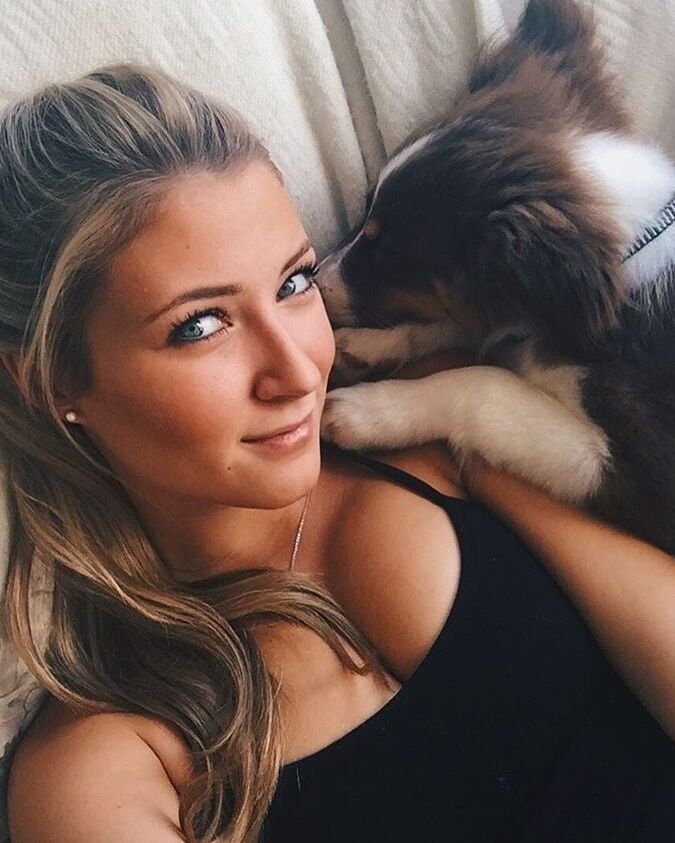 Hot College Girl -