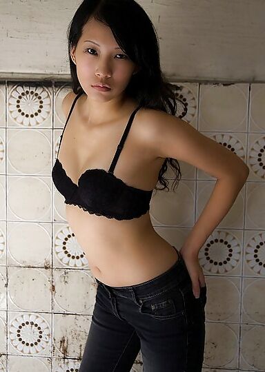 Singapore girl
