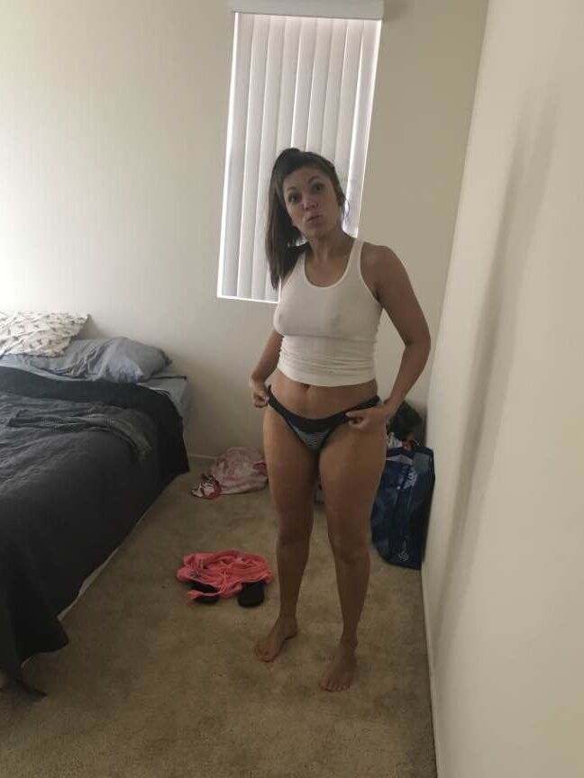Nude Wives Dressing
