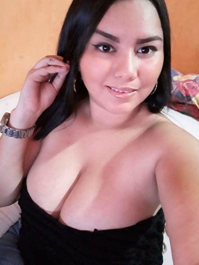 Big titty beauty