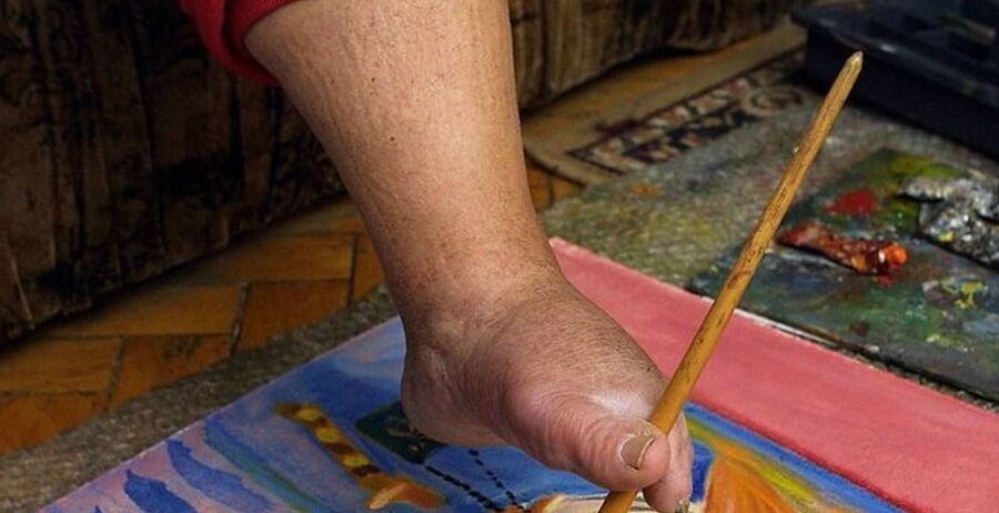 foot painter