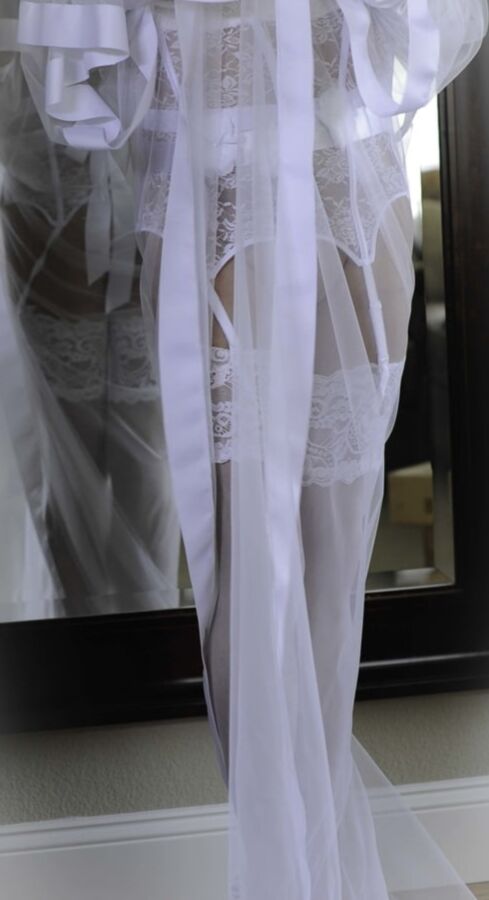 Bridal fantasy and bridesmaids