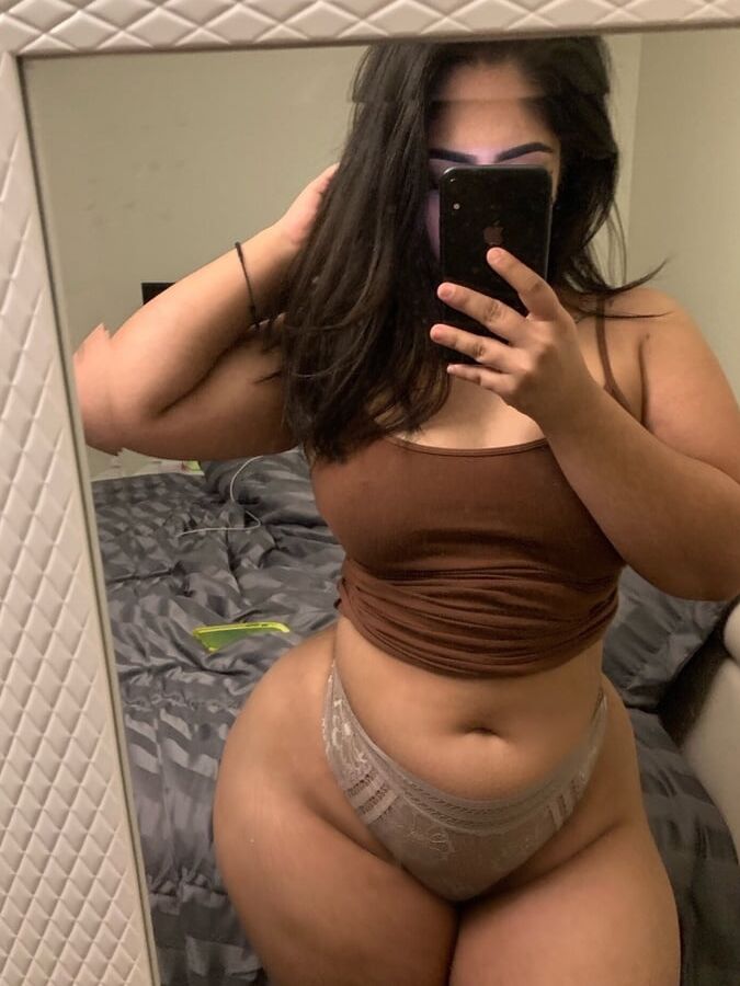 Culona con tanga de encaje