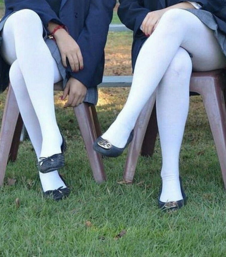 Nylons in groups