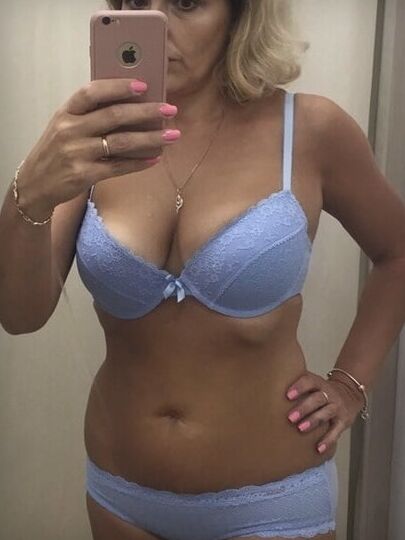 Hot Mature Women