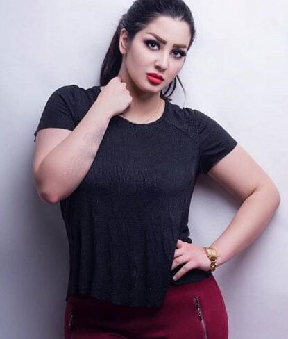 Egyptian Rool Very Hot Model Fover