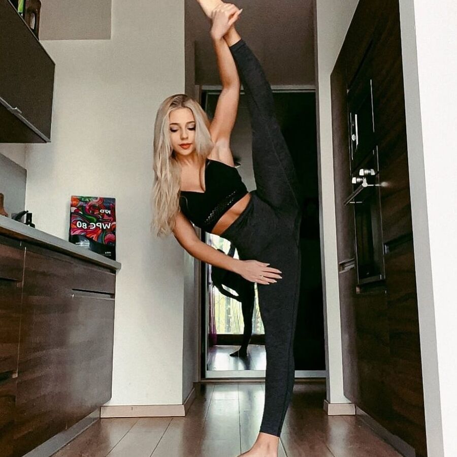 dressed sexy women