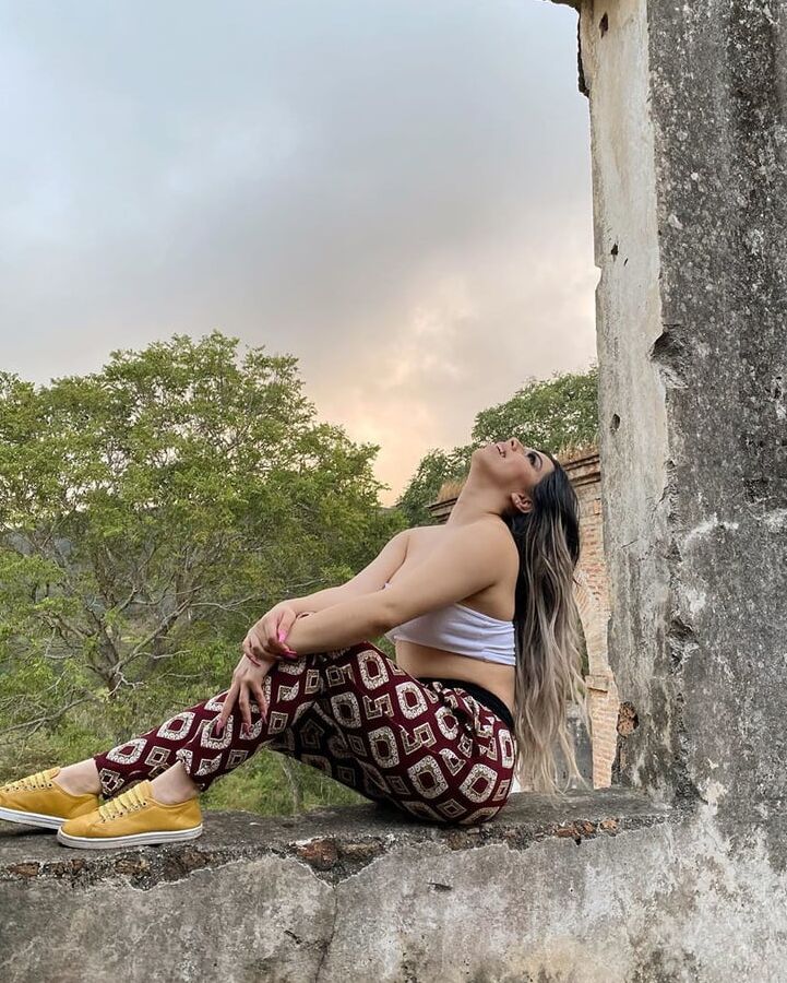 Lizbeth Rodrigues para insultar