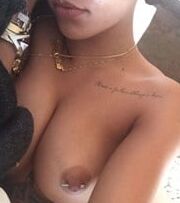 Celeb Sunday Rihanna