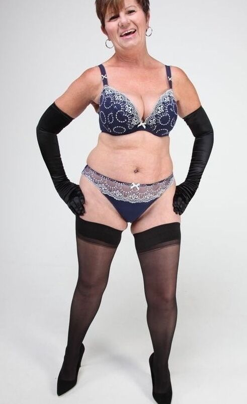 Hot Mature Women