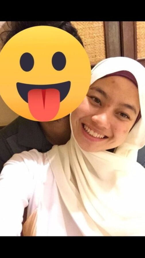 malay boobies so tempting
