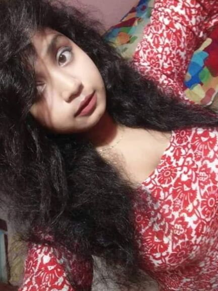Hot srilankan office bitch leaked her body
