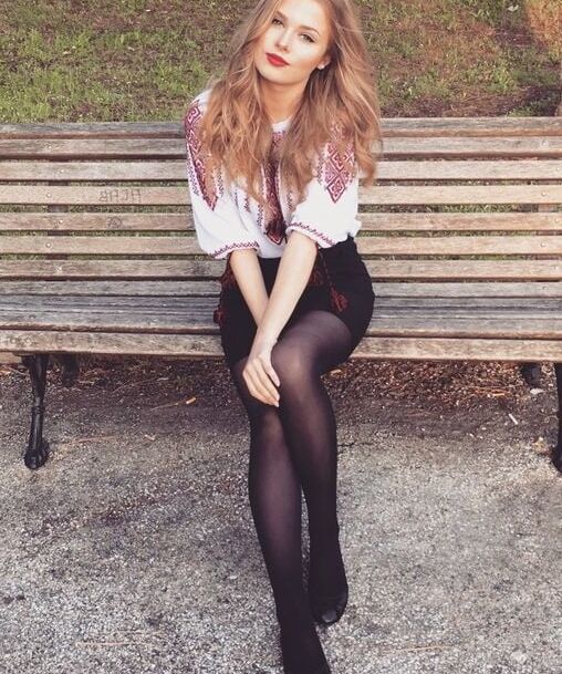 sexy girls on park benches