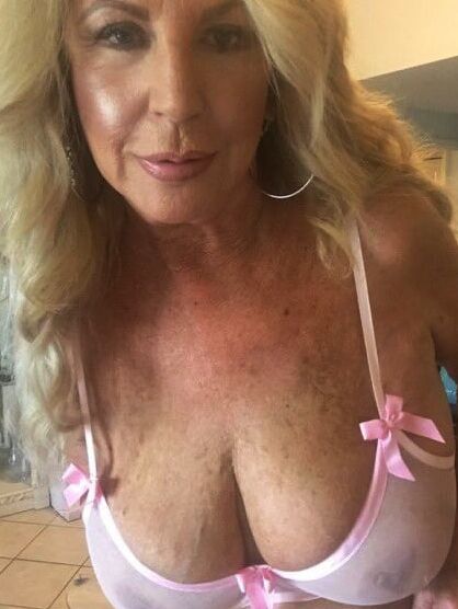 Matures &amp; Grannies