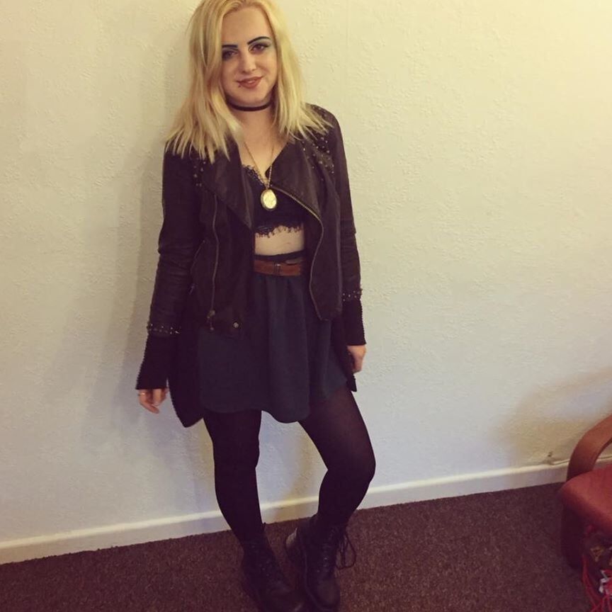 Stupid Chav Sluts- Amber M