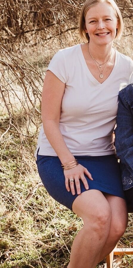 Soccer Mum&;s Private Pics for Hubby