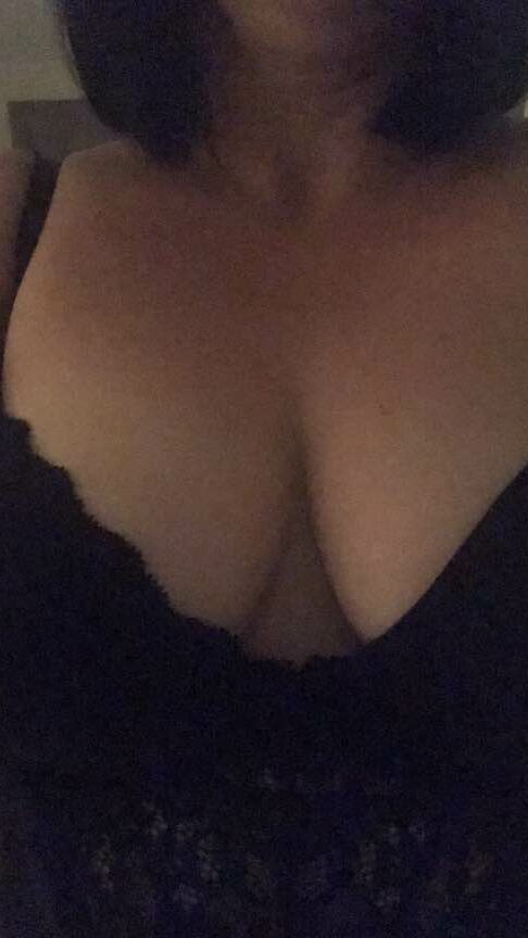 Kik girls