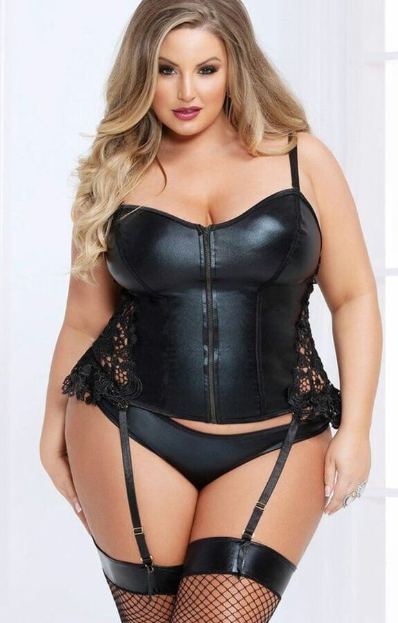 Gorgeous girls in lingerie