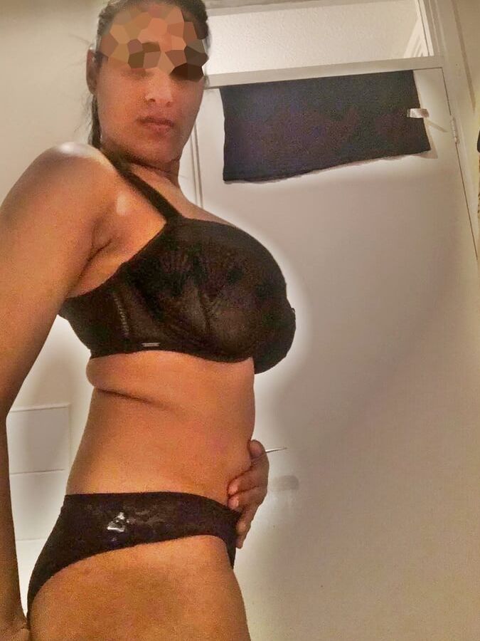 Pre Valentine Tease from craving bhabhi
