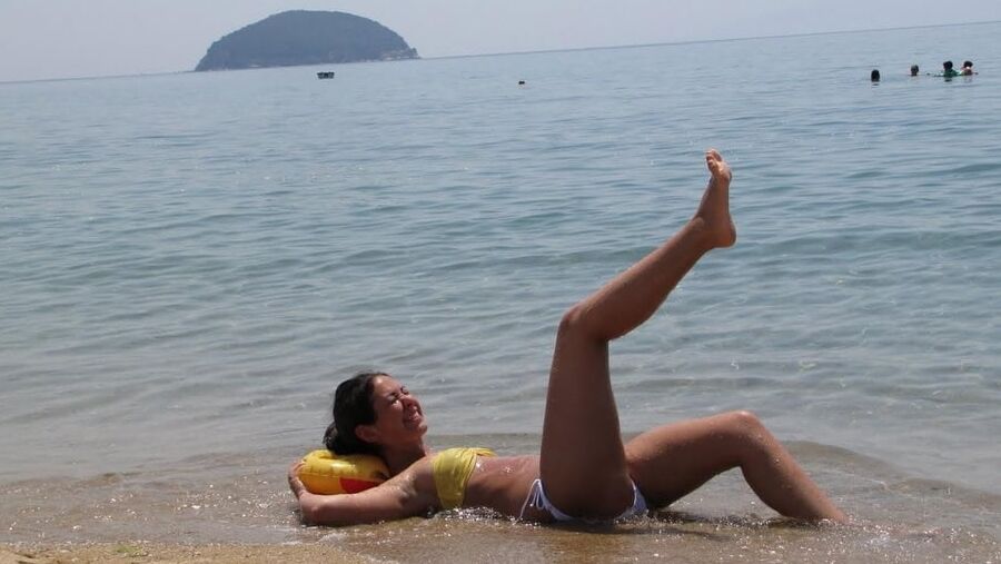 Amateur-Crazy Fun Poses-