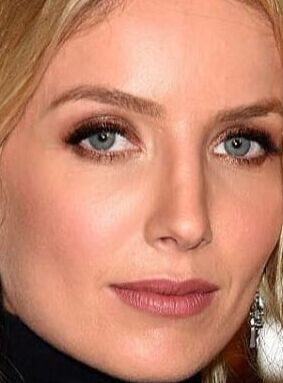 ANNABELLE WALLIS