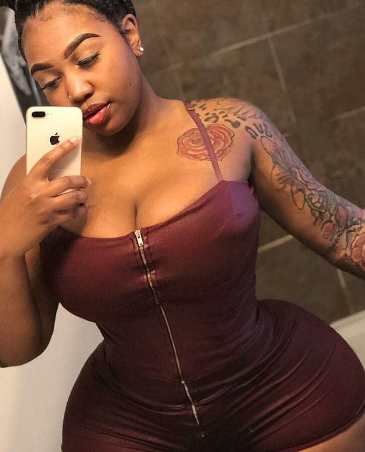 Beautiful black booty from web
