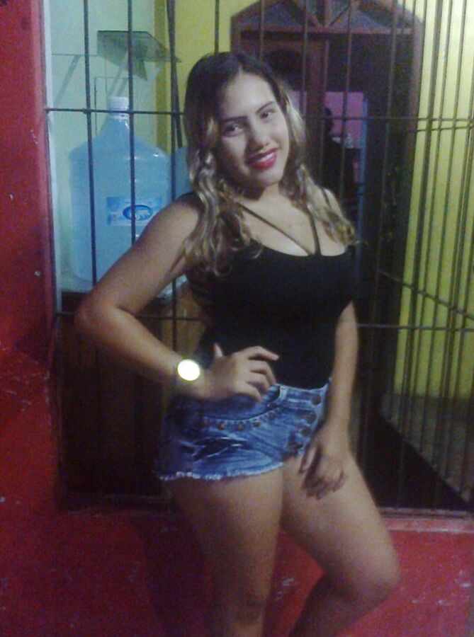 KR. Oliveira loirinha super gostosa