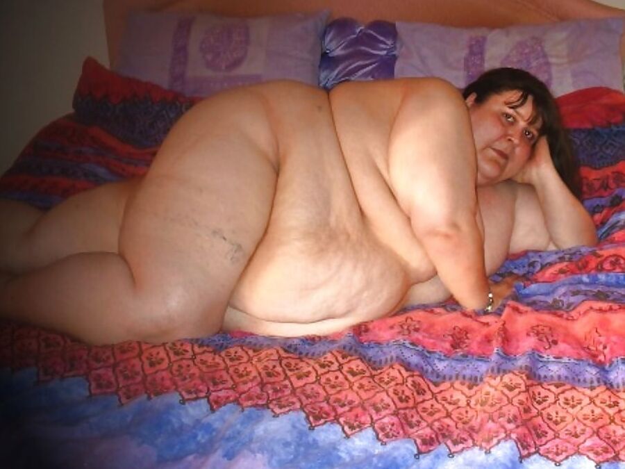 Hotty grands I would luv to make love too...