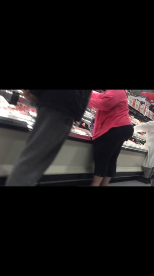 MEGA BOOTY WHITE GILF