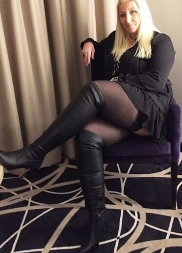 Bonus boots