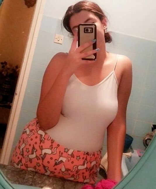 Femme Arab