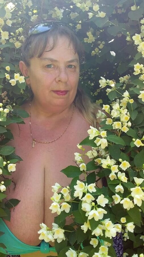 Busty russian mature Irina B.