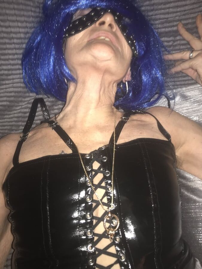 Smoking Cum Slut Fuck Leather Mask Gilf Sucking