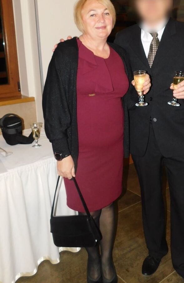 Wedding Guests in Pantyhose