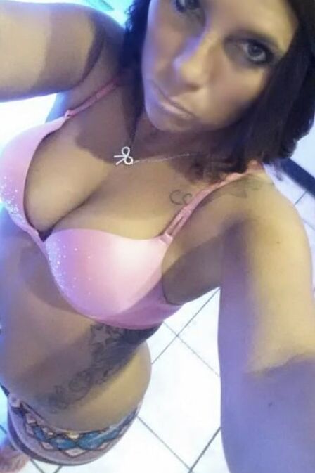 Tan Louisville, KY Girl