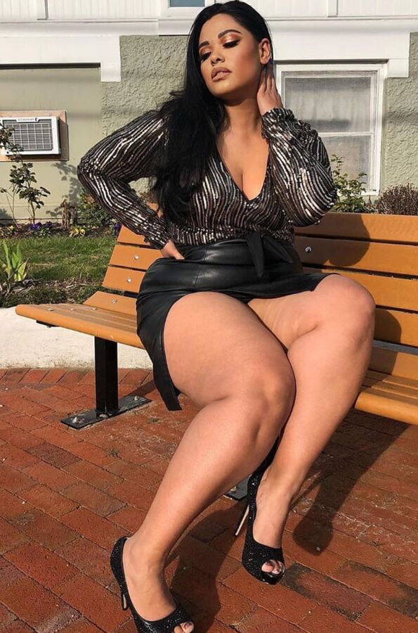 Hot Latin women