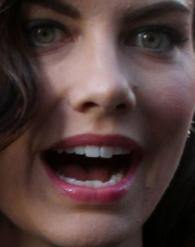 LAUREN COHAN