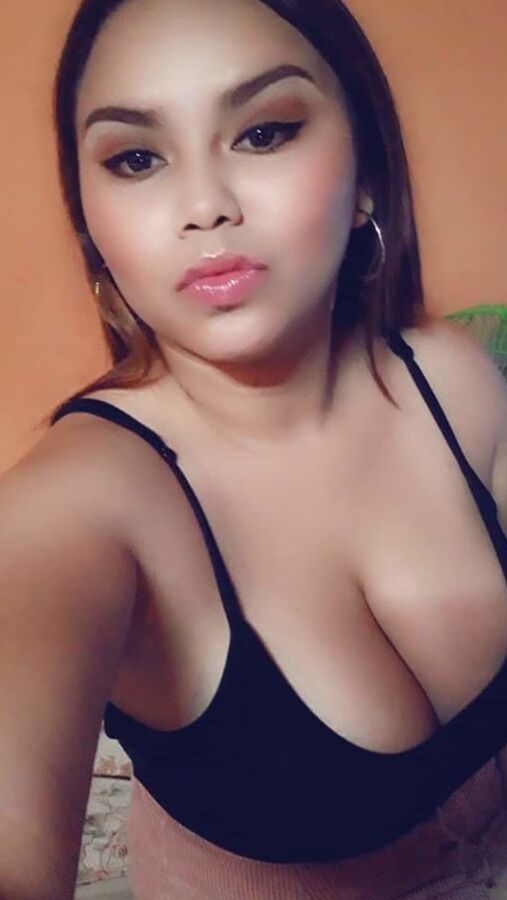 Big titty beauty
