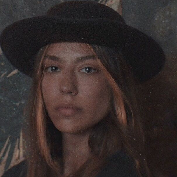 Mix of sexy women