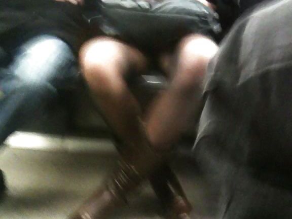 esperando metro