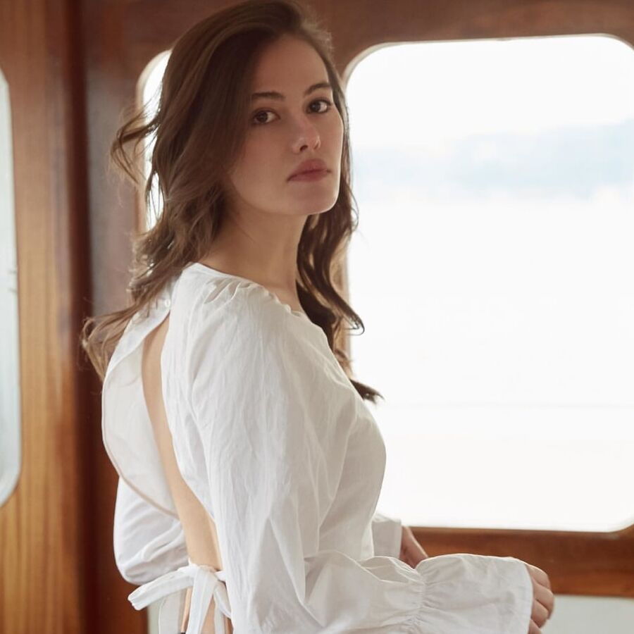 Gulper Ozdemir Sexy Turkish Celebrity Women