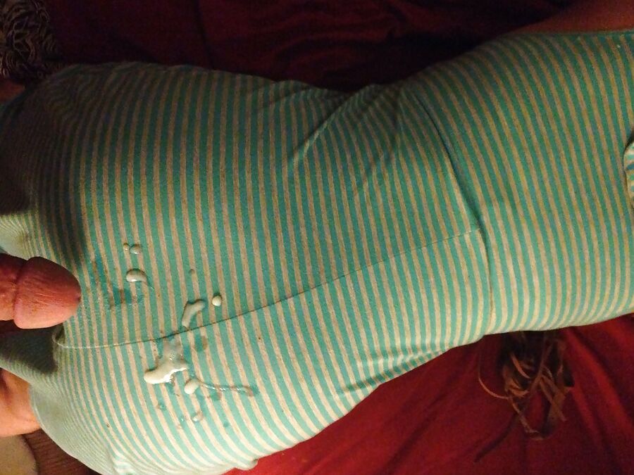 That is how u will be in front of me Slut!