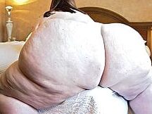 FAT ASS MILF