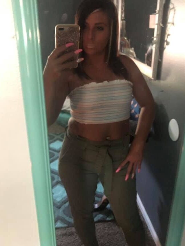 Tan Louisville, KY Girl