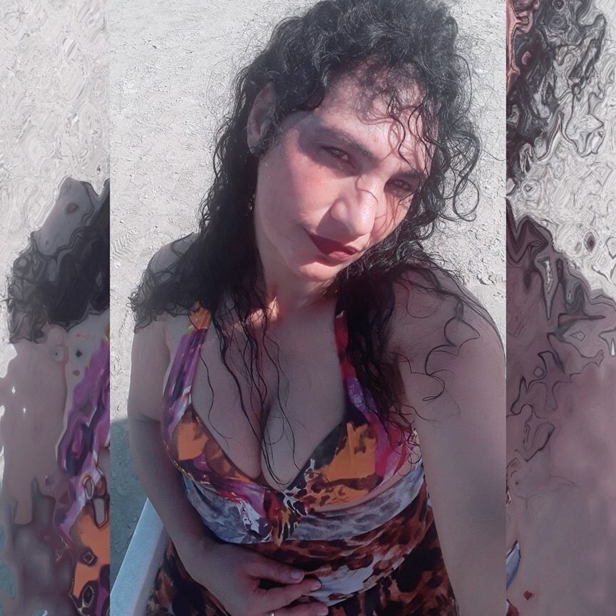 alejandra lira mature years