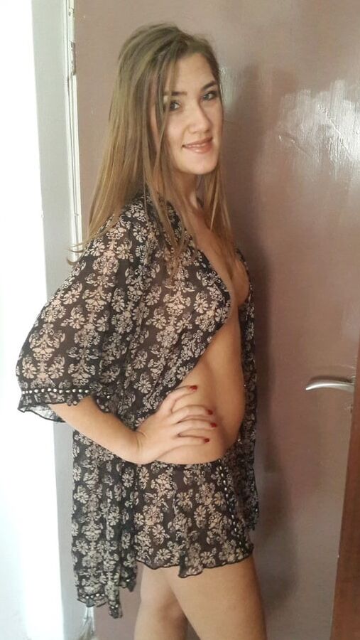 Amateur GF Holiday Vacantion Homemade Bikini Nude full set