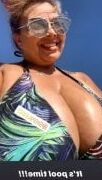 Bbw tits ass (bare tits in the mix)