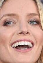 ANNABELLE WALLIS