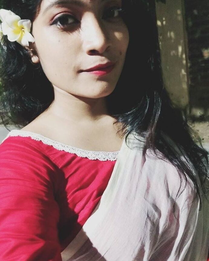 The beautiful Saira Mahi from Bangladesh