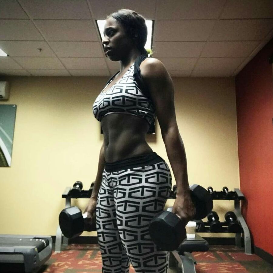 Naomi wwe